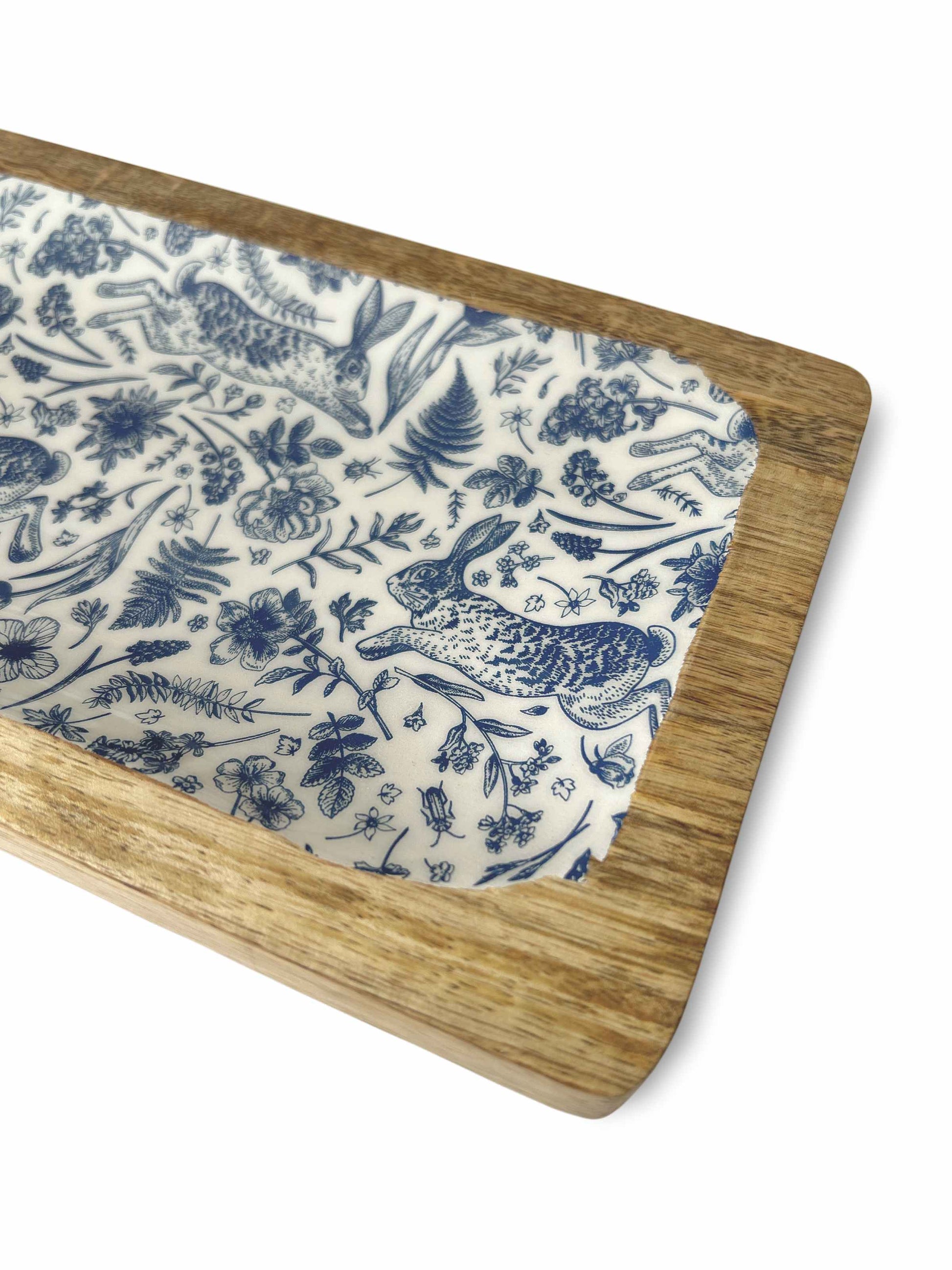 30cm mango wood serving tray with blue hare and flora print enamel inlay | Mellowdays Furniture