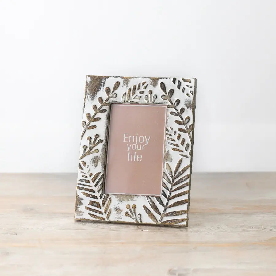 Rustic Wooden Photo Frame with Leaf Motif - Enjoy your life | Mellowdays Furniture