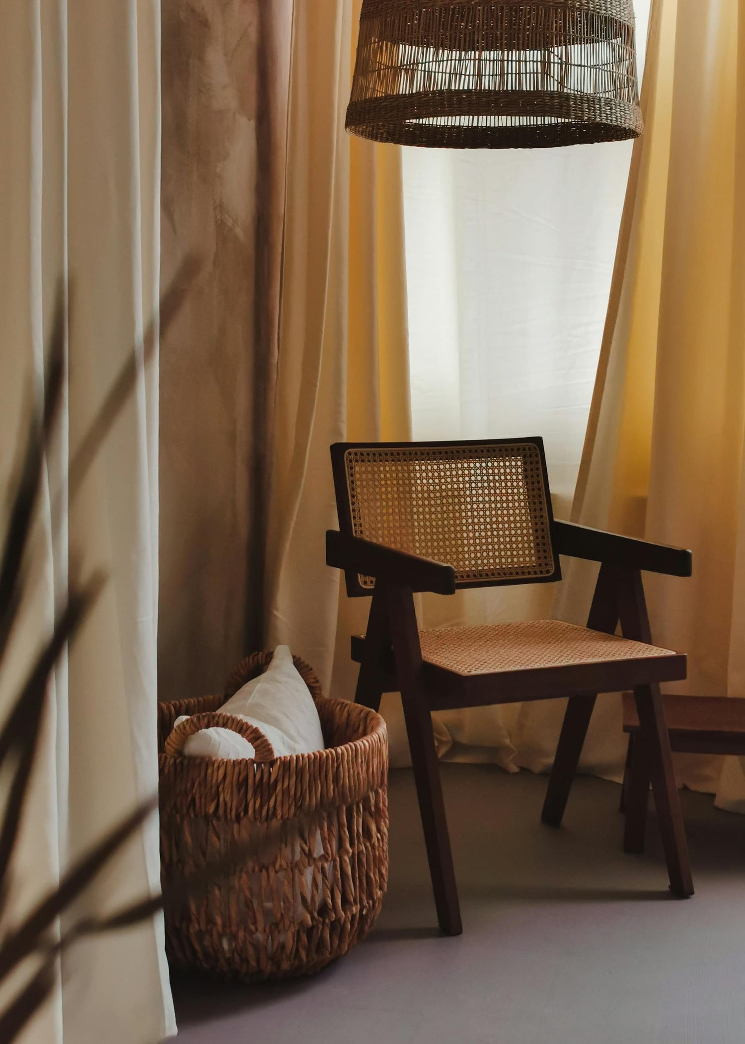 Home with mixed cane and wicker furniture