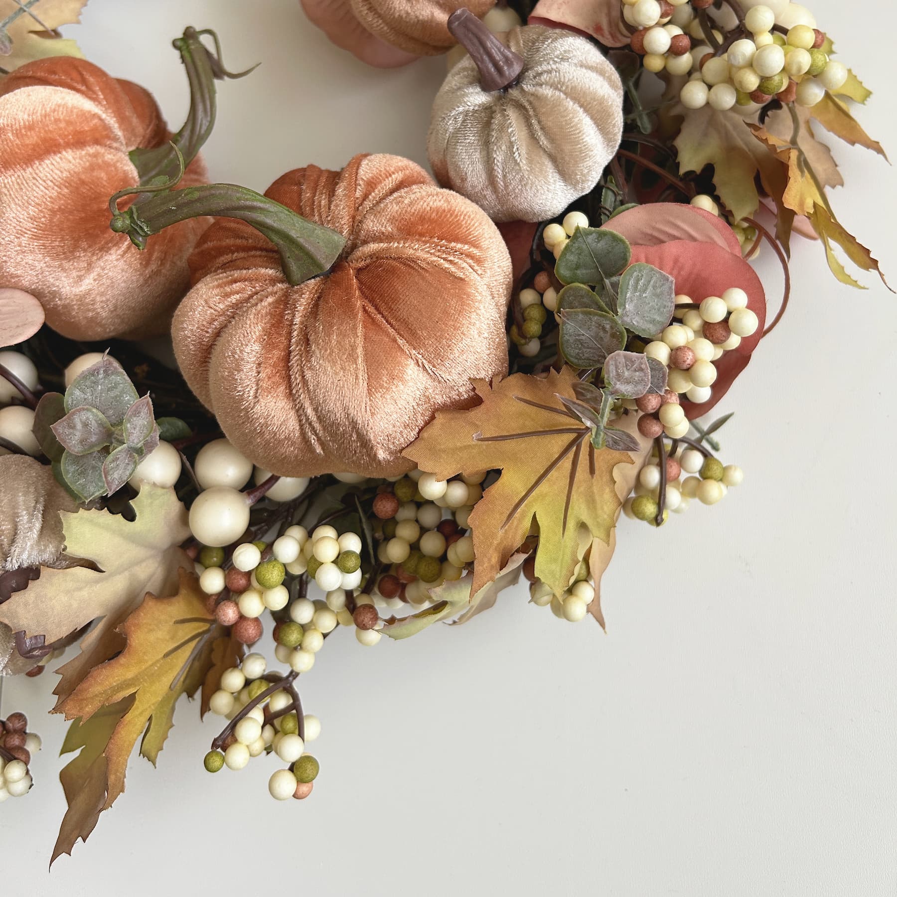 Autumn Pumpkin & Foliage Wreath, 40cm | Mellowdays Furniture