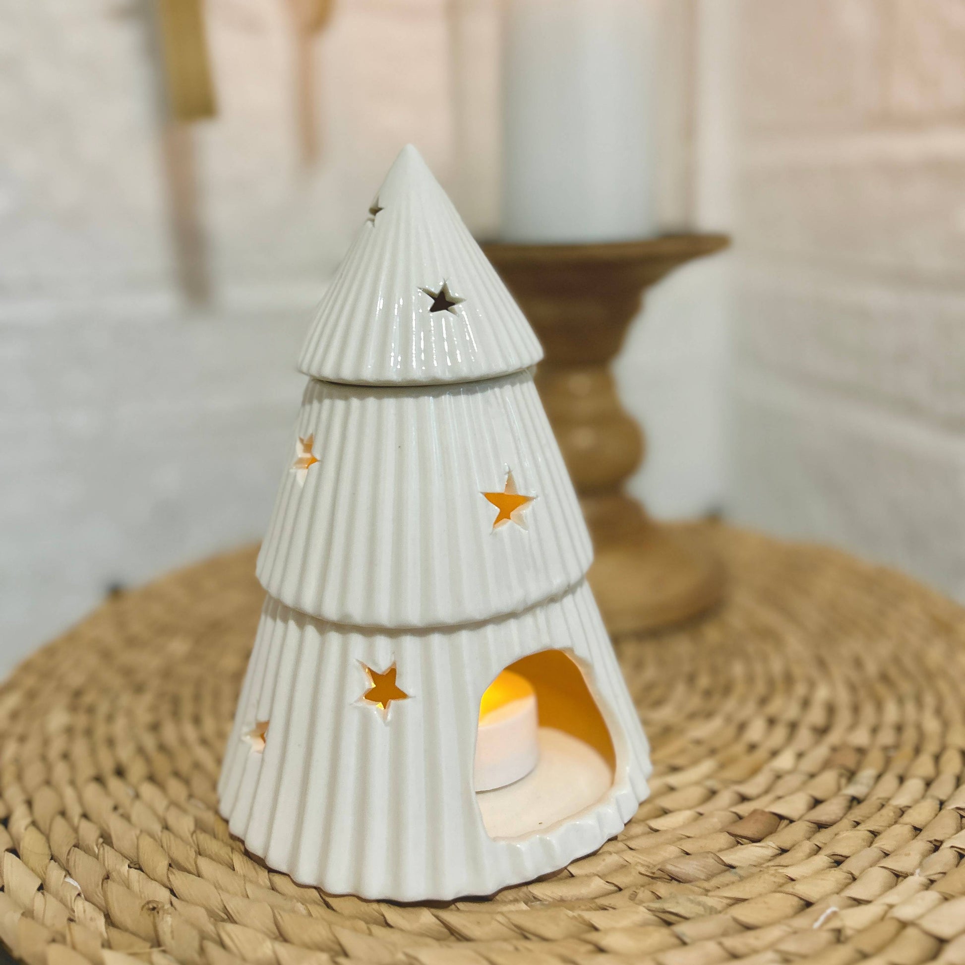 White Ceramic Christmas Tree Oil Burner with Star Cut-Outs | Mellowdays Furniture